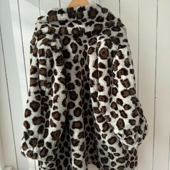 VINTAGE Leopard Print Faux Fur Coat - Saks Fifth Avenue - Picture 4 of 9